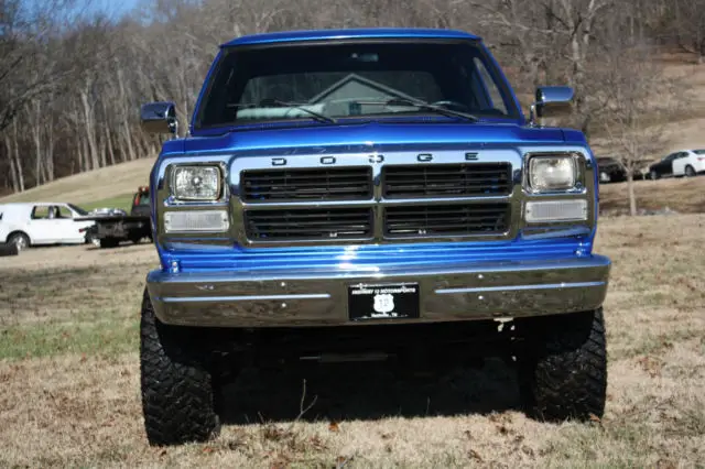 1985 Dodge D350 Base Crew Cab Pickup