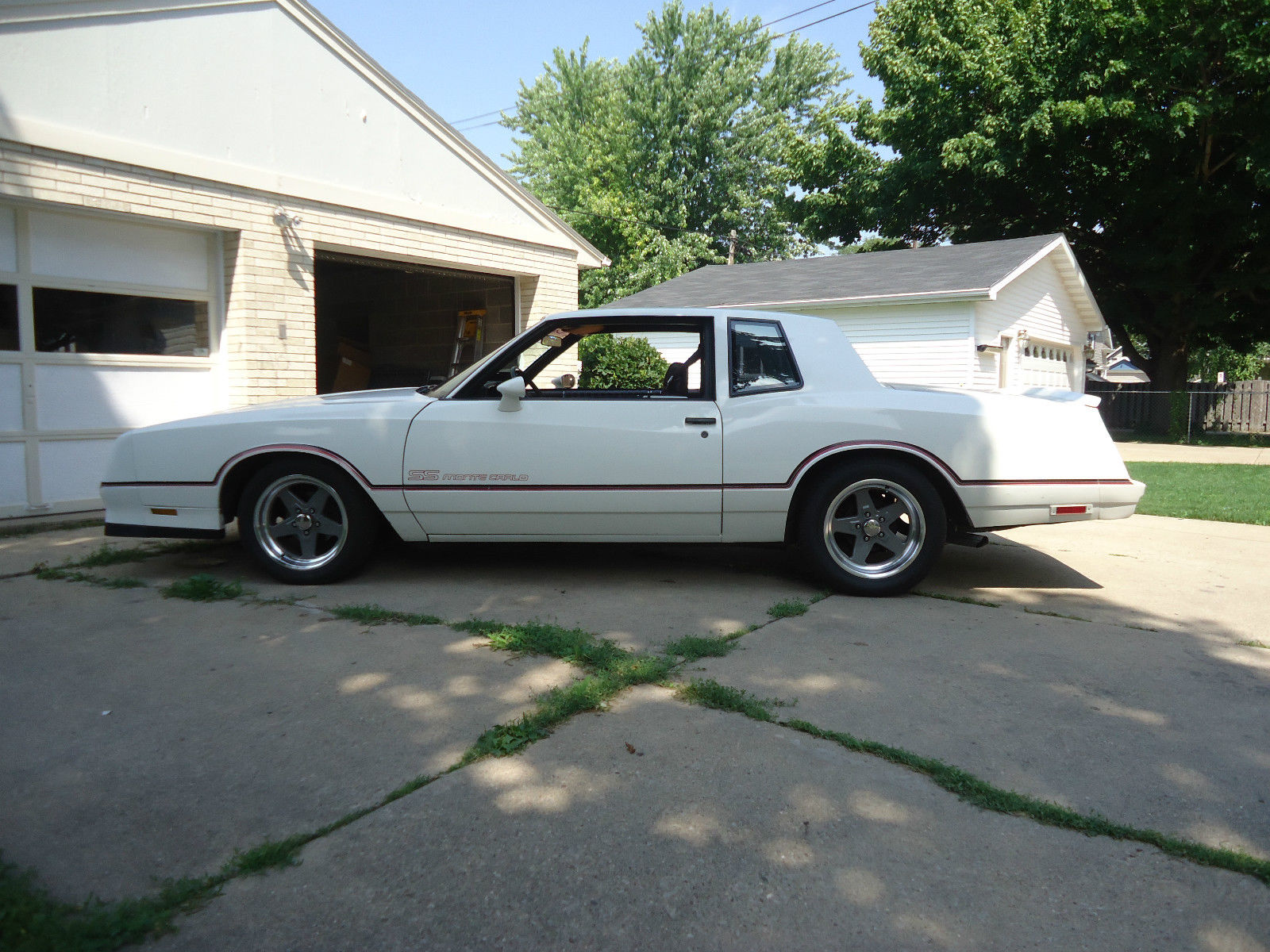 1985 Monte Carlo SS Pro Touring Hot Rod Show Car - Classic Chevrolet ...