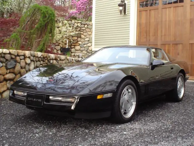 1988 Corvette Coupe - Classic Chevrolet Corvette 1988 For Sale