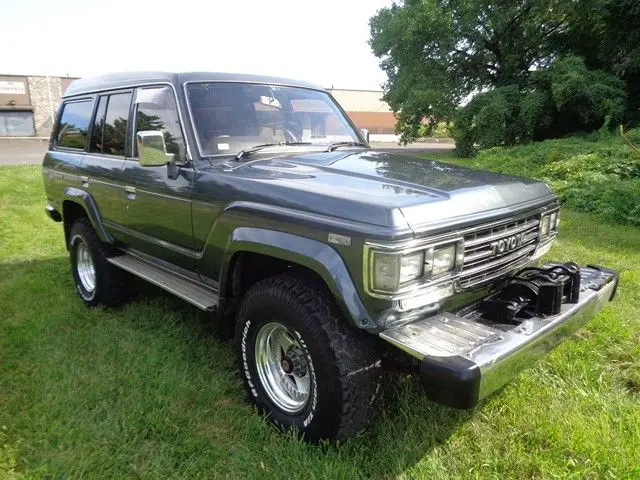 Toyota Land Cruiser 60