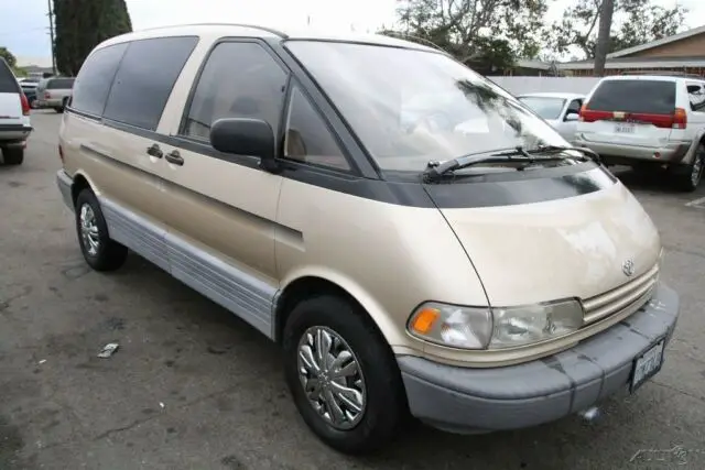 1992 Toyota Previa LE Automatic 4 Cylinder NO RESERVE - Classic Toyota ...