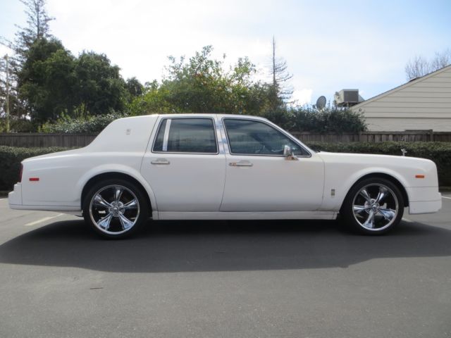 Rolls Royce Phantom Lincoln Town car