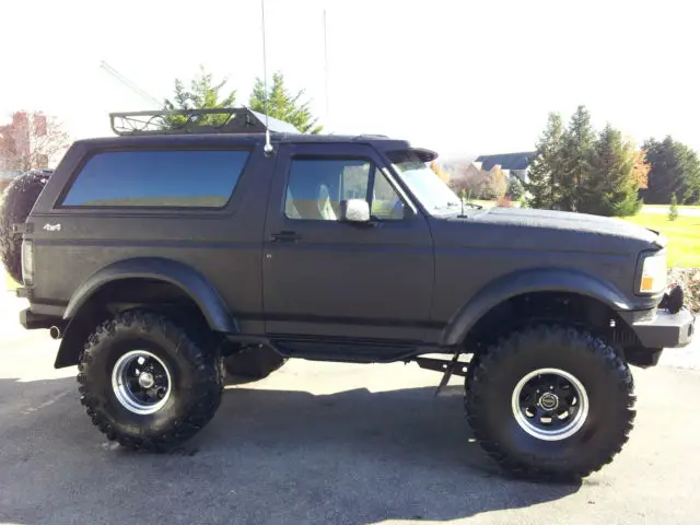 Ford Bronco 94