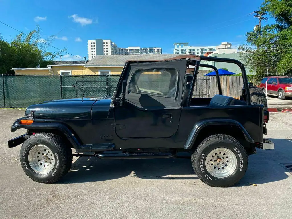 1994 Jeep Wrangler S, Manual transmission, works perfectly. Classic Jeep Wrangler 1994 for sale