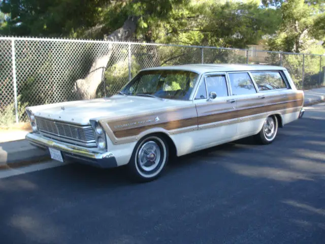 Ford Country Squire 1964