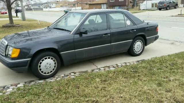 91 Mercedes Benz 300 E - Classic Mercedes-Benz 300-Series 1991 for sale