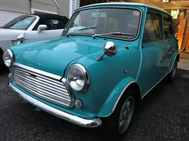 Classic Austin Mini Cooper 1987 4 Speed manual with A/C - Classic Mini ...