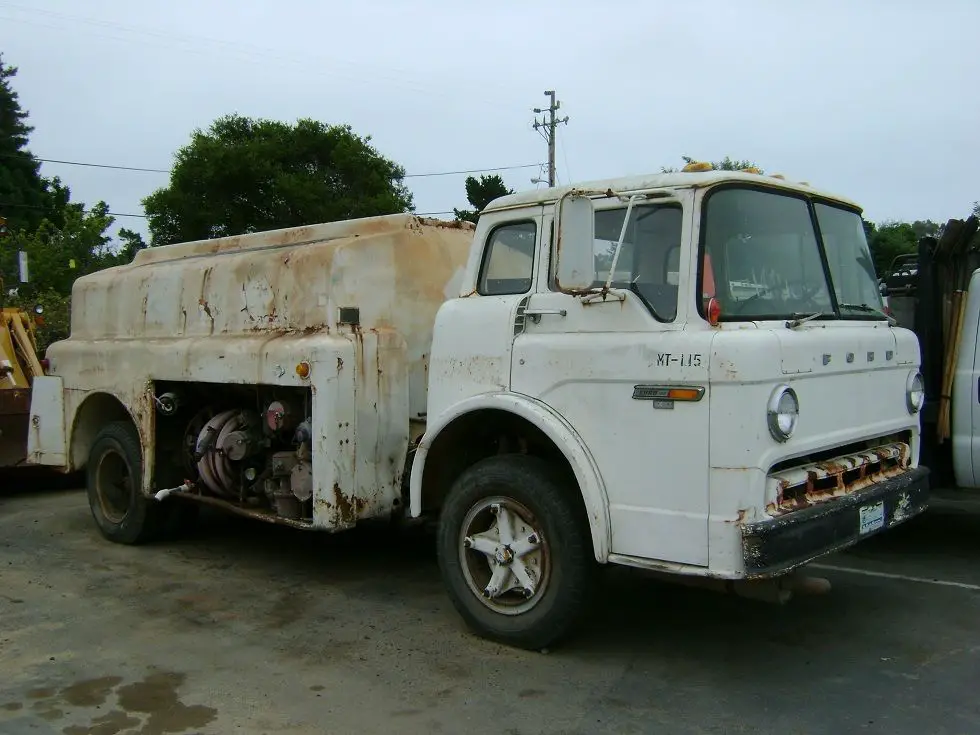 Ford Coe c900