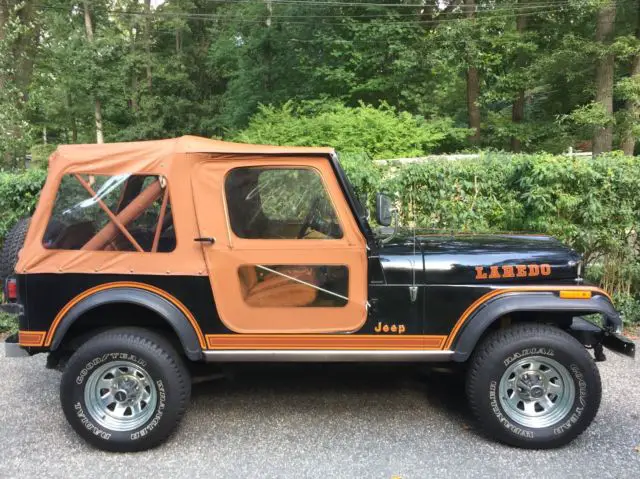 Jeep CJ-7 Laredo - Classic Jeep CJ 1983 for sale