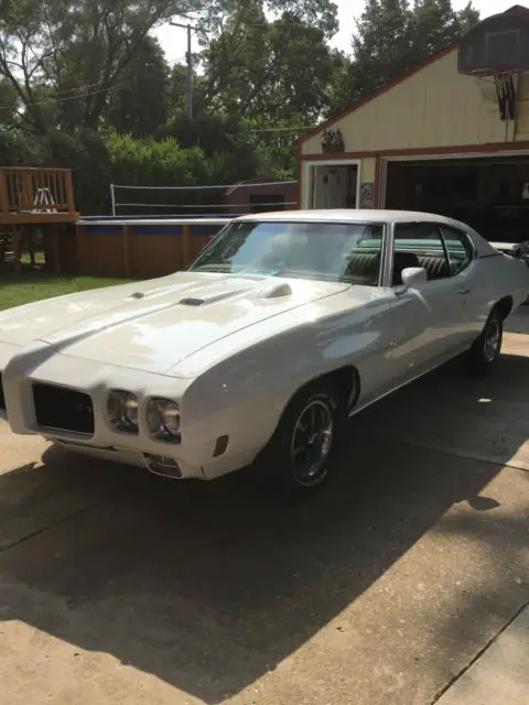 White 1970 Pontiac GTO - Classic Pontiac GTO 1970 for sale